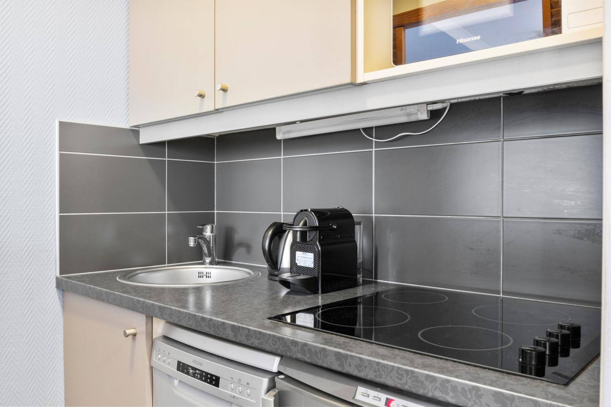 Grand Appartement Avec Balcon - Proche Parc Des Expo - Parking Privee Иси-ле-Мулино Екстериор снимка